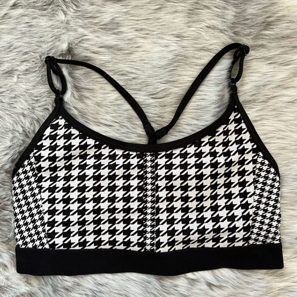 Womens Nike Drifit Indy Clash Icon Low Support Sports Bra Black DD1086-010